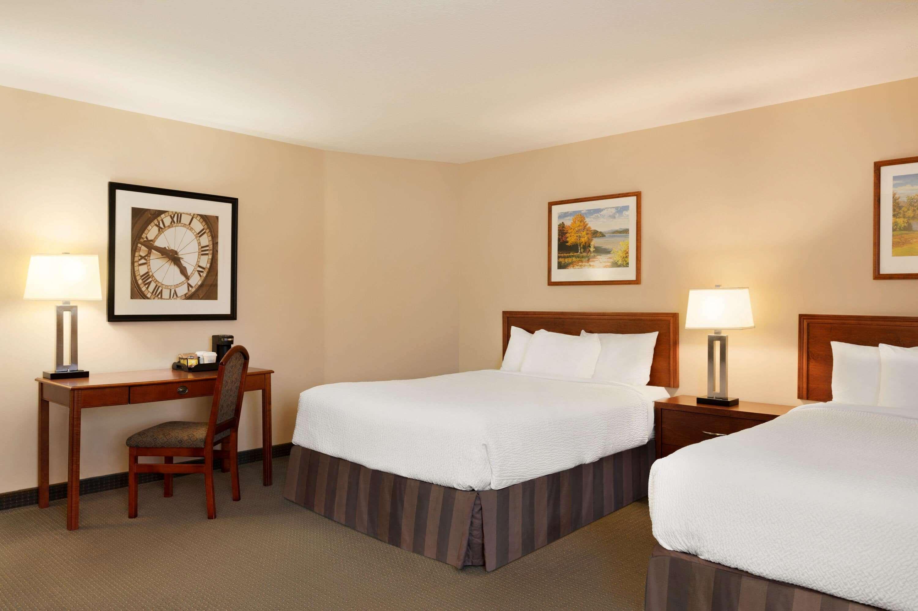 Days Inn By Wyndham Guelph Exterior photo